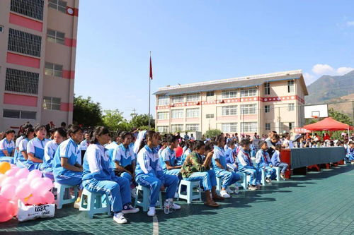 送溫暖，助成長——中共怒江州文化和旅游局黨支部赴特殊教育學校開展助殘日活動